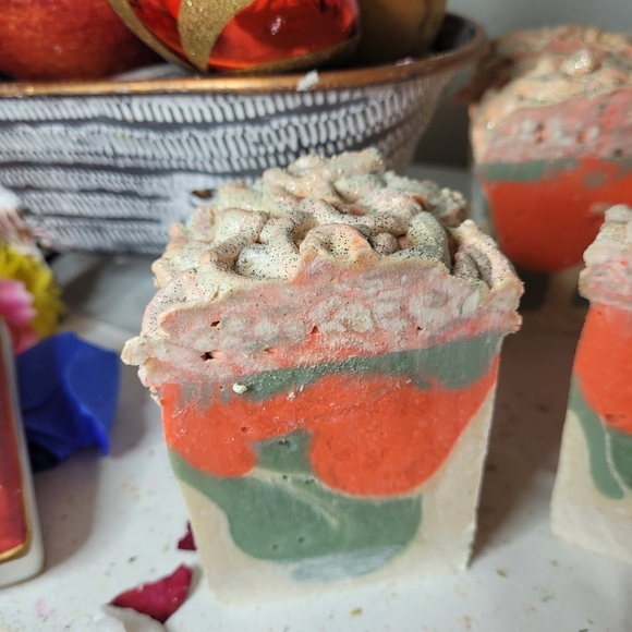 2 Patchoul scented large soap bars - Picture 8 of 15